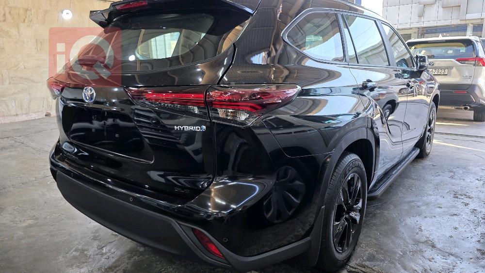 تۆیۆتا هایلاندەر